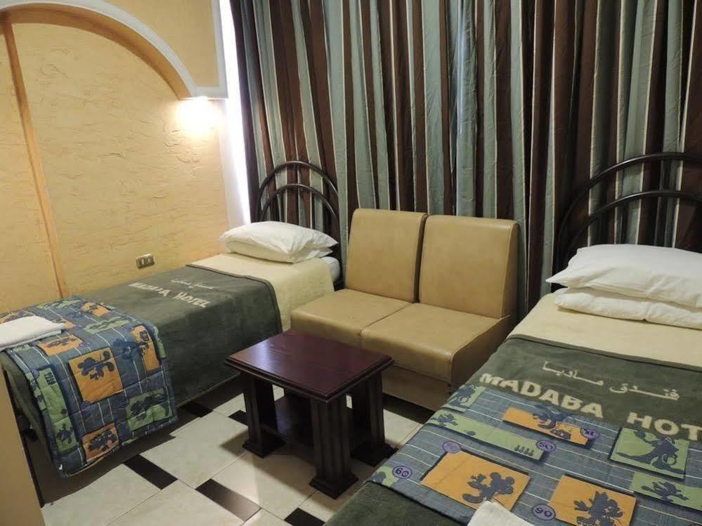 Madaba Hotel Exteriör bild